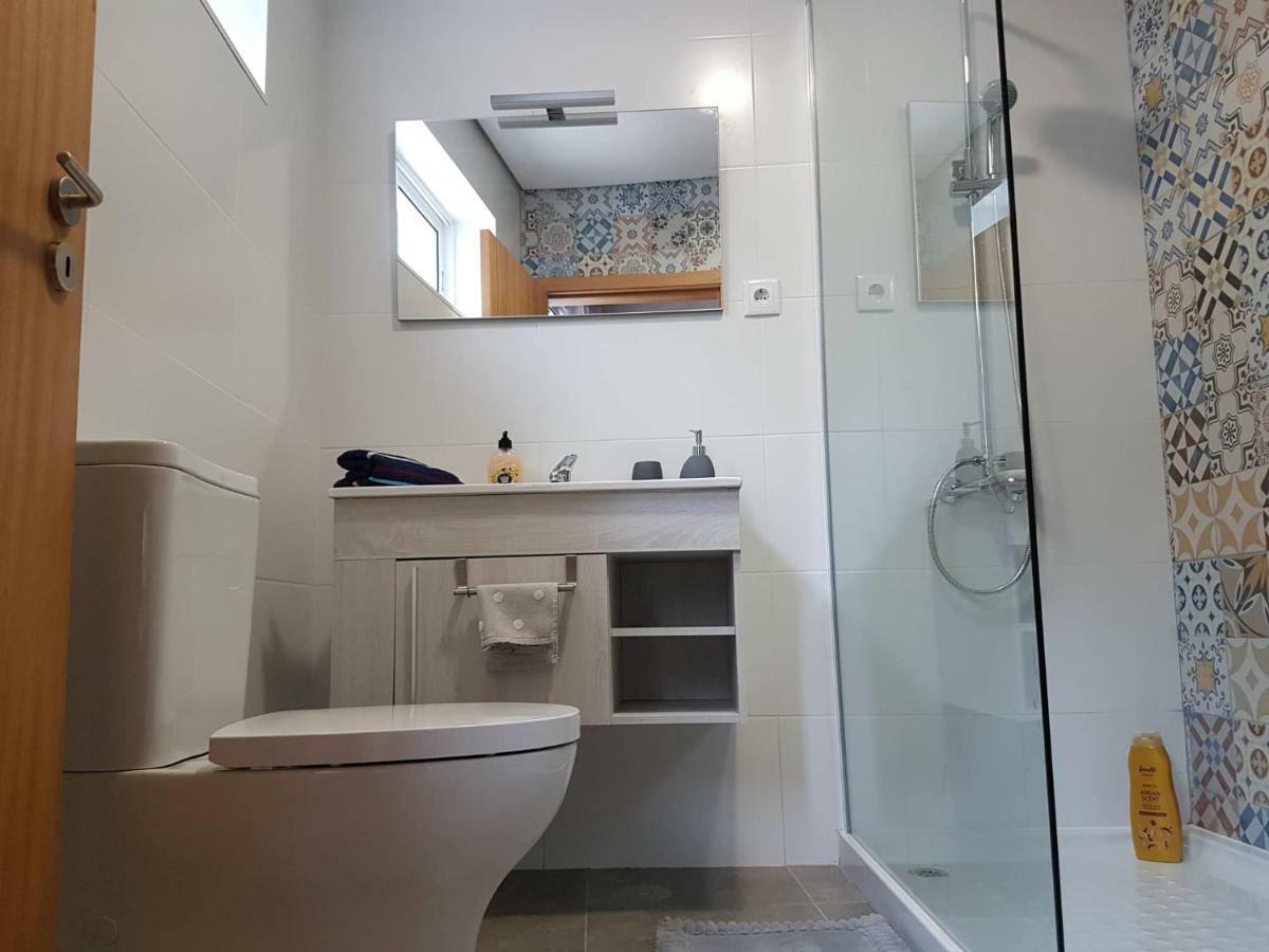Join Our Relaxed House Near The Beach - Mosteiros Mosteiros  Buitenkant foto